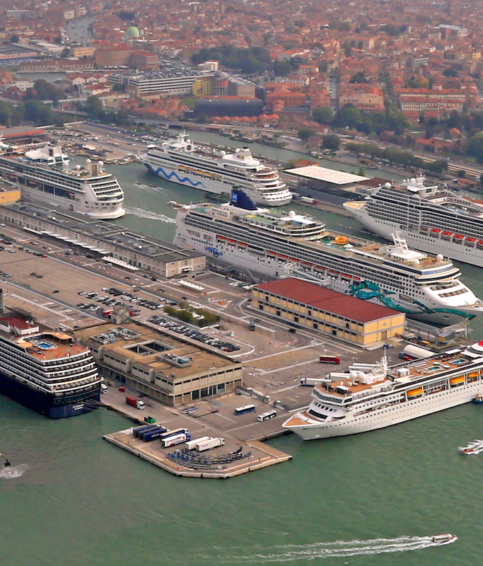 Information port. Порт кейптаун юар. Порт в манте эквадор. Information port. Calais франция.