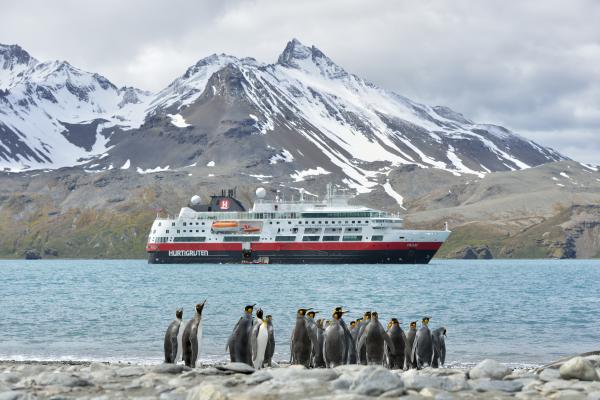 Hurtigruten, Antarctica, cruise, expedition cruise, expedition cruising, cruising