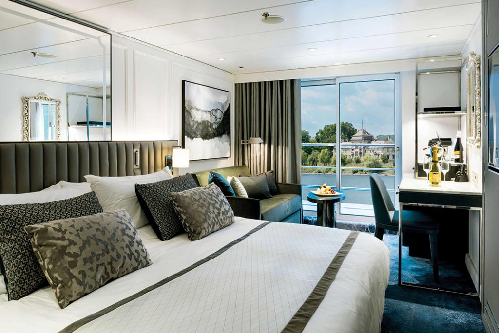 Deluxe Luxury Suite, Crystal Mozart, river cruises