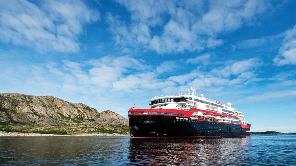 Cruise ship technology: MS Roald Amundsen