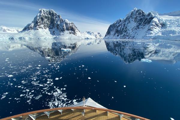 Antarctica Cruise: Aurora Expeditions Greg Mortimer