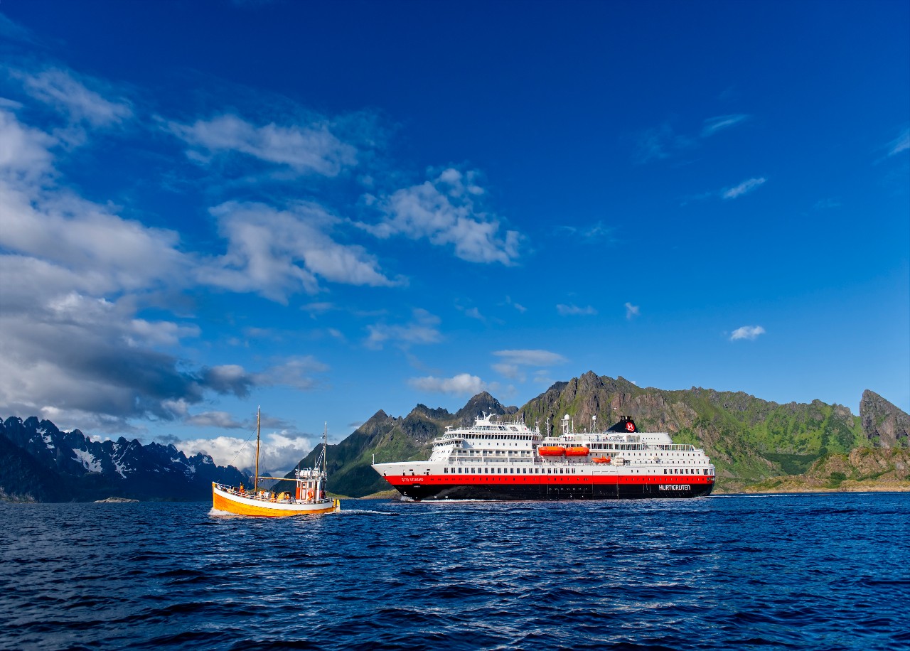 Компании Hurtigruten из Норвегии