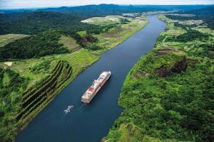 Holland America Line: Panama Canal