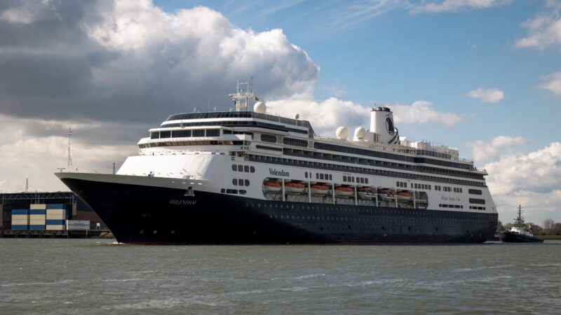 Holland America Line ship to provide accommodation for Ukraine refugees