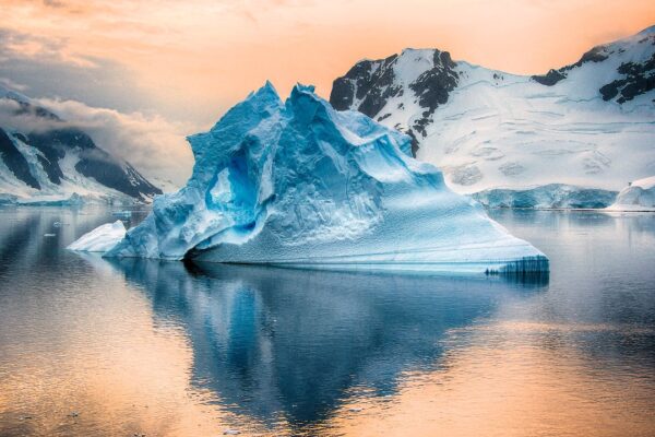 Hurtigruten & #WeTwo reveal young explorers heading to Antarctica