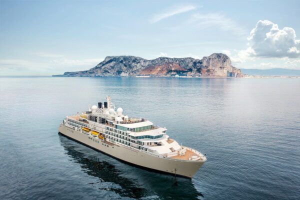 Silversea acquires luxury expedition ship Crystal Endeavor