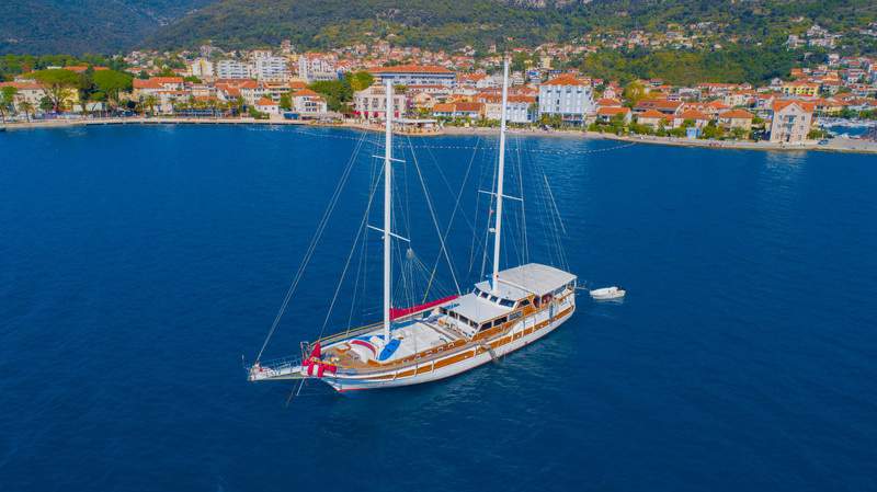 dm yachting montenegro