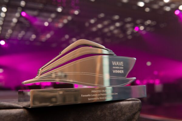 Wave Awards 2022 trophy