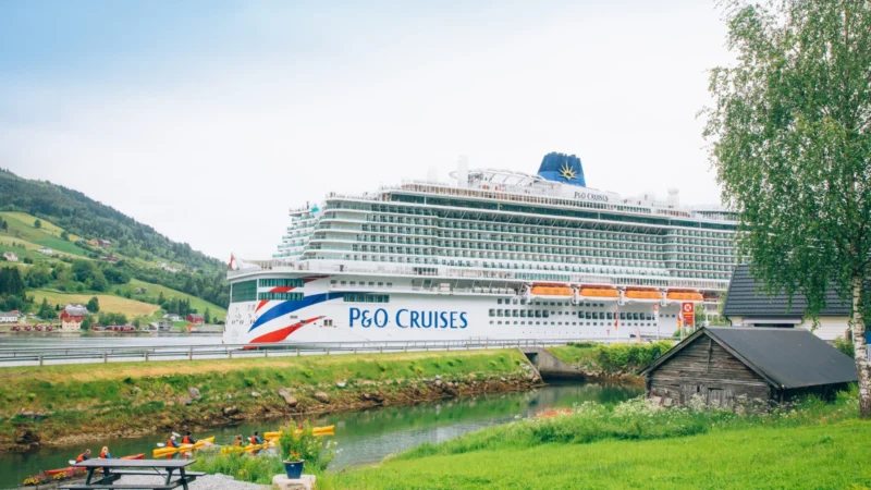 P&O Cruises, Iona