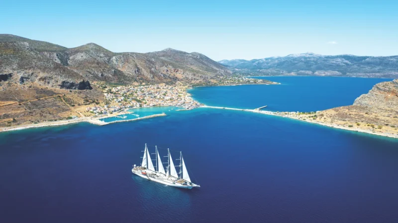 Small ship, Windstar Cruises