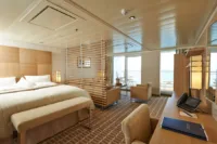 Europa 2 accomodation