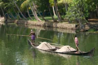 Village-life-on-the-backwaters