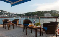 Mendula deck space