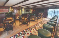 APT t-ship-tm-polaris-contemporary-river-ship-mcgeary's-bar-5