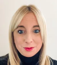 Elaine Ross, Above and Beyond