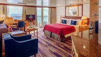 Queen's Suite