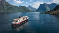 MS Trollfjord
